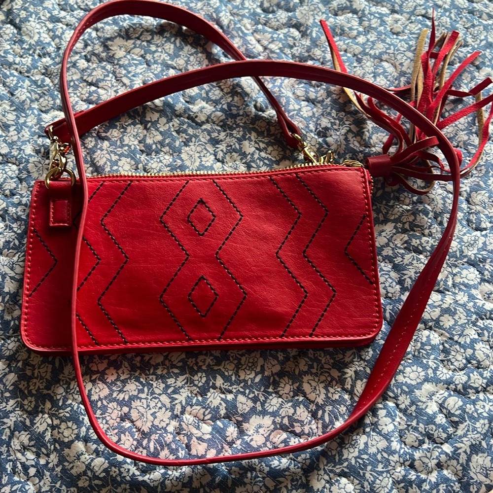 Cute red crossbody. Great condition.